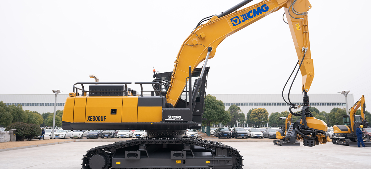 XE300UF
