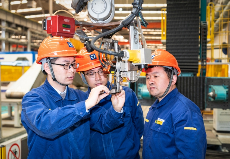 DYQ08847-编辑