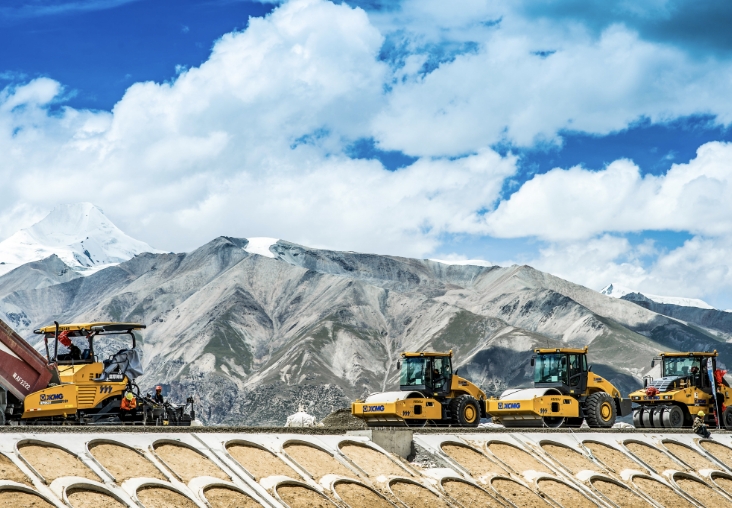 XCMG ROAD MACHINERY 拷贝